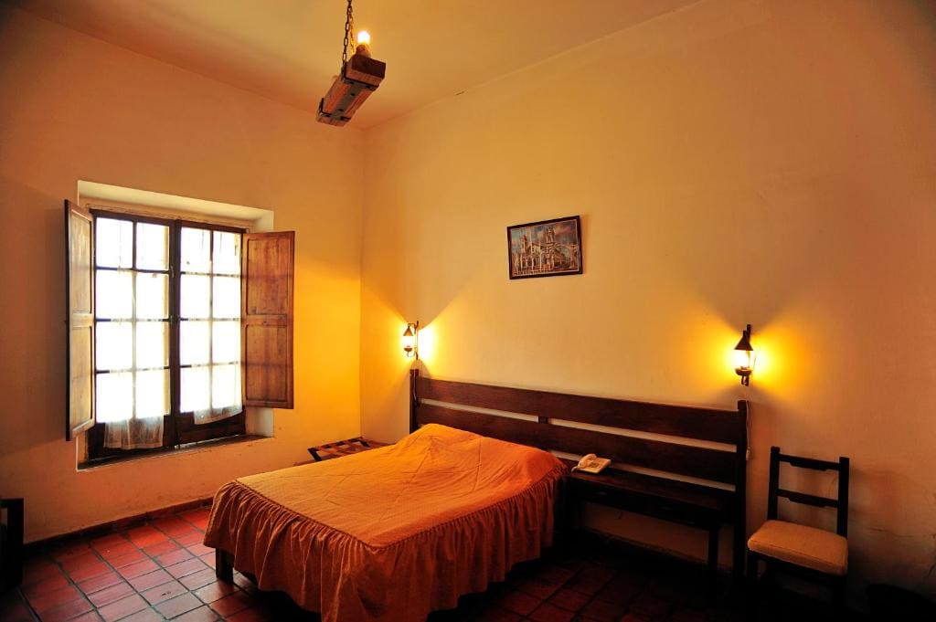 Twin Room with Private Bathroom room - Image 1