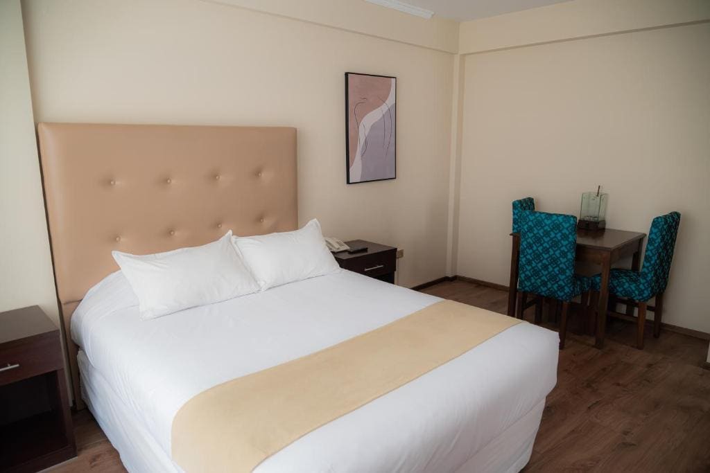 Suite room - Image 2