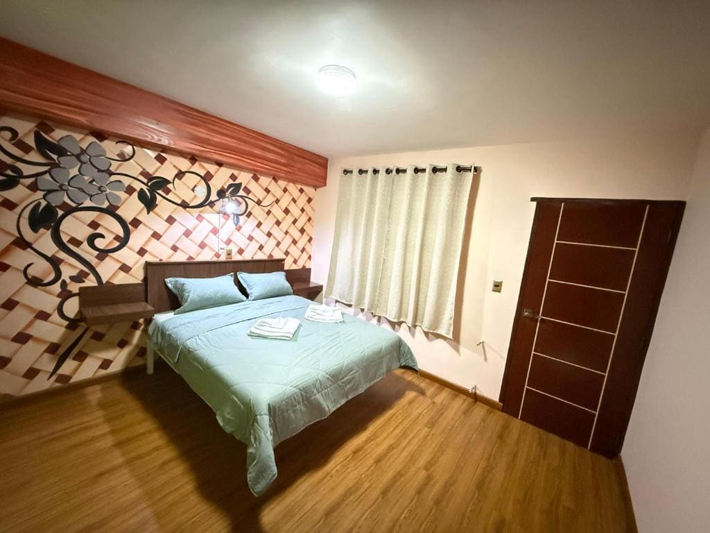 Deluxe Room room - Image 1