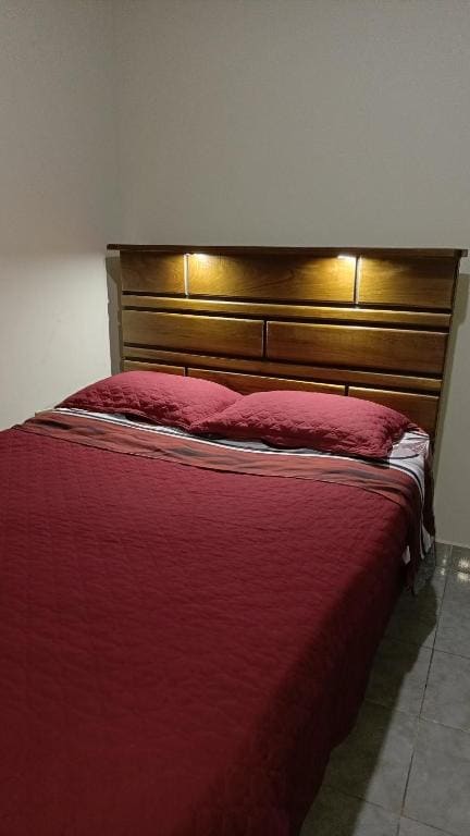 Queen Room with Balcony room - Image 1