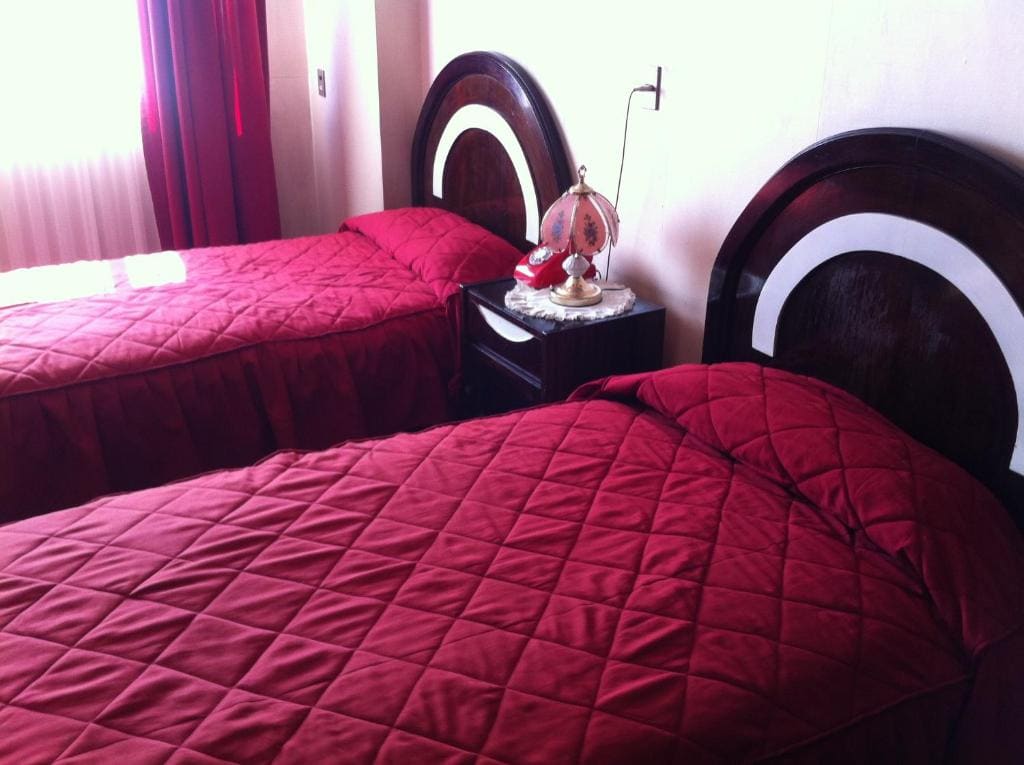 Classic Twin Room room - Image 2