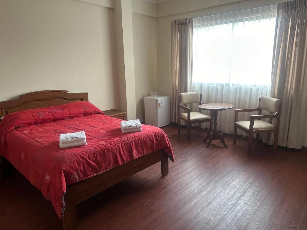 Double Room with Private Bathroom room - Image 3