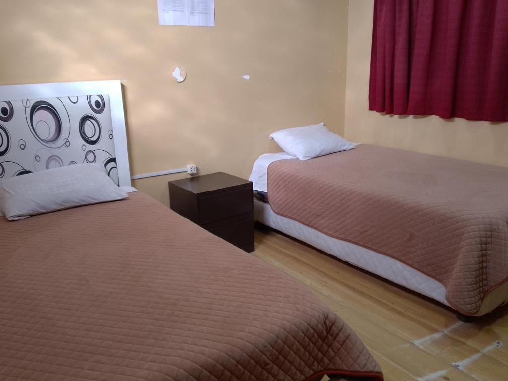 Twin Room room - Image 1