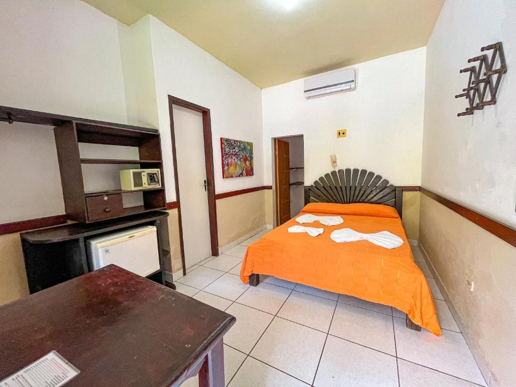 Family Room room - Image 2