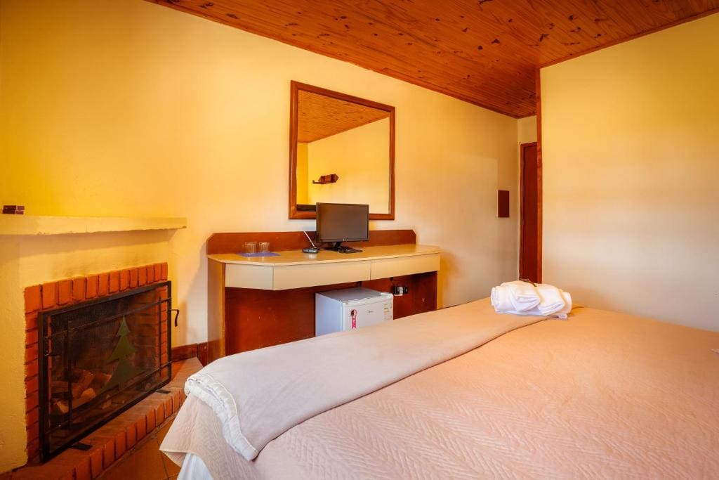 Standard Double Room room - Image 2