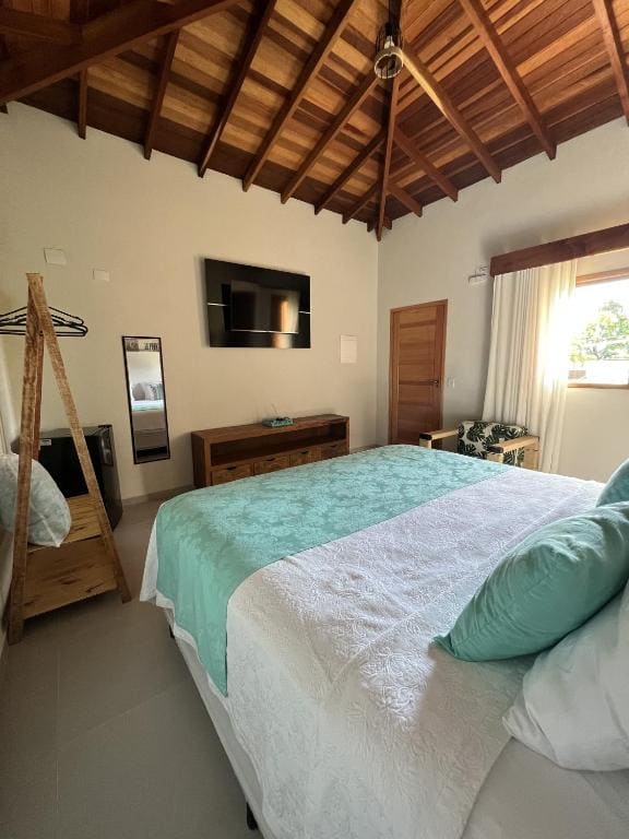 Deluxe Suite with Sea View room - Image 1