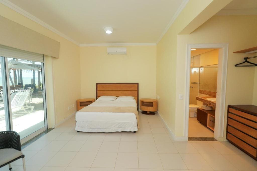 Deluxe Double Room with Sea View room - Image 1