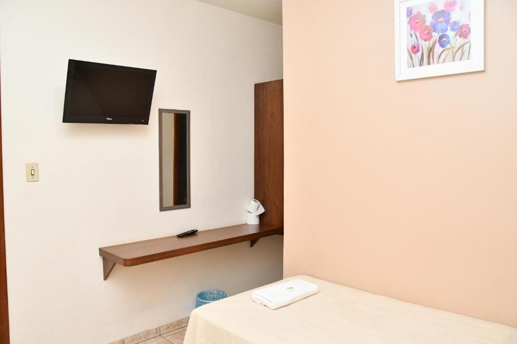 Standard Single Room room - Image 1