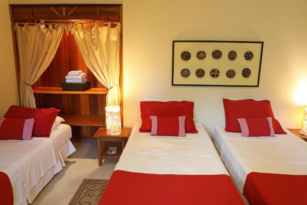 Superior Triple Room room - Image 3