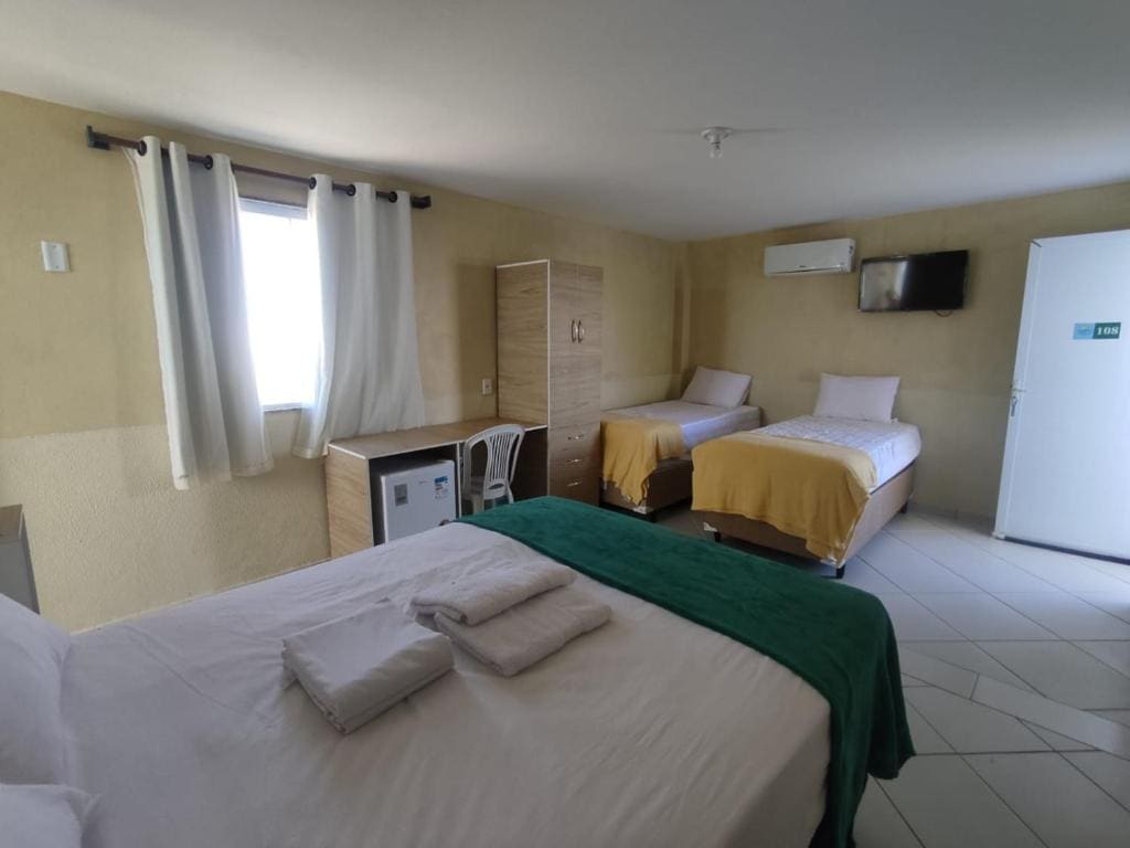 Quadruple Room with Sea View room - Image 3