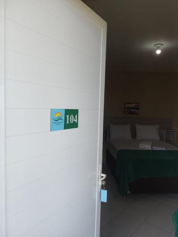 Standard Triple Room room - Image 1