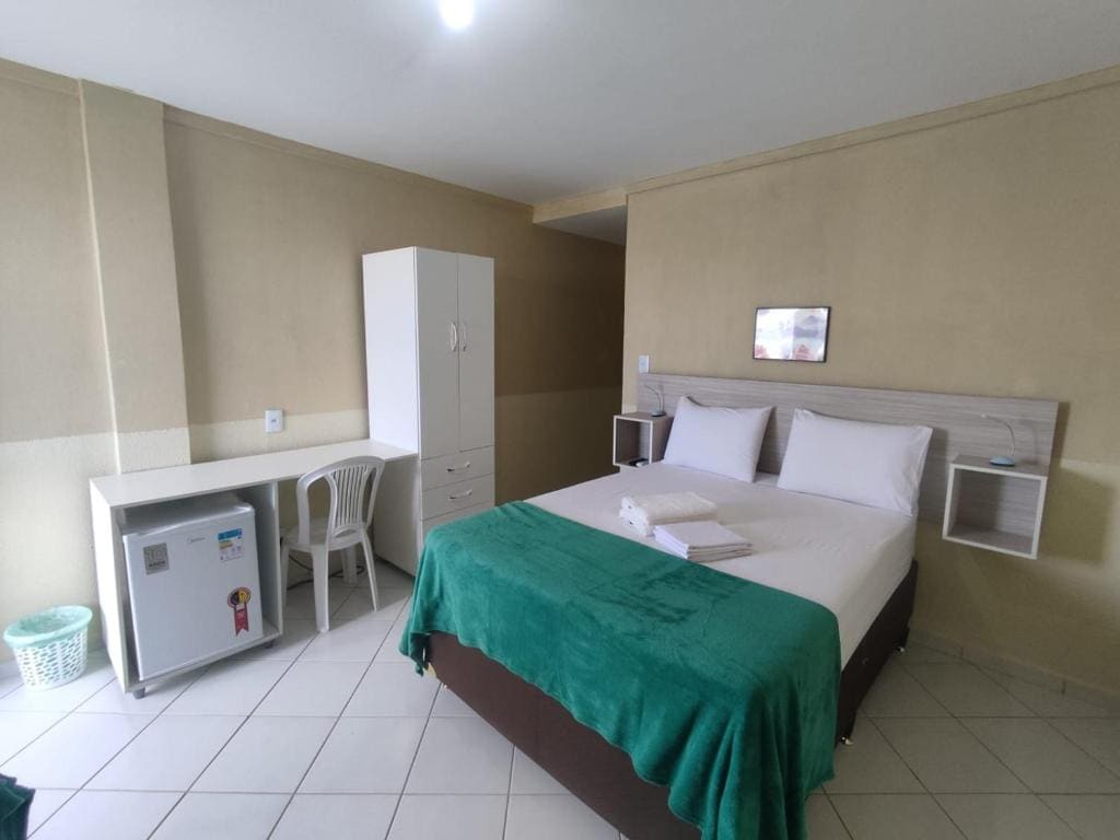 Standard Triple Room room - Image 2