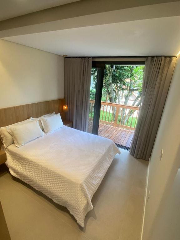 One-Bedroom Villa room - Image 3