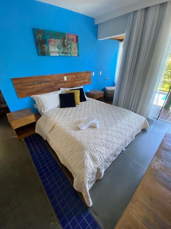 Suite with Pool View room - Image 2
