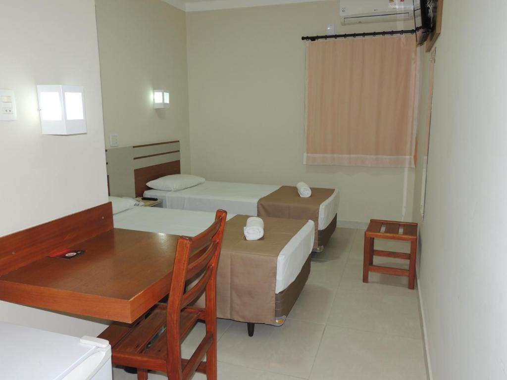 Deluxe Twin Room room - Image 1