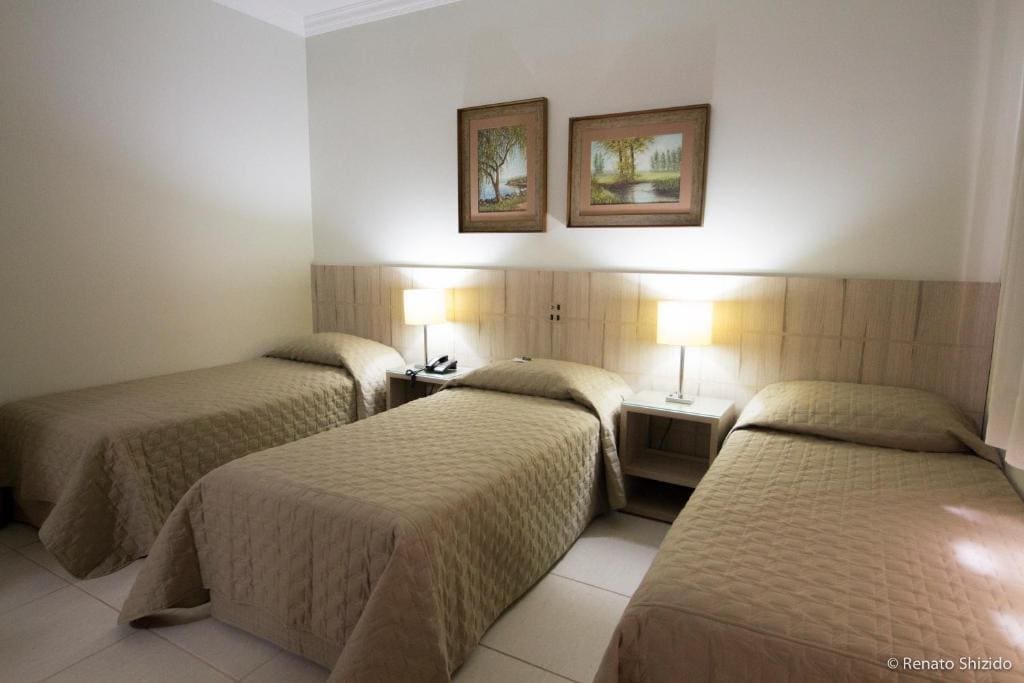 Deluxe Triple Room room - Image 1