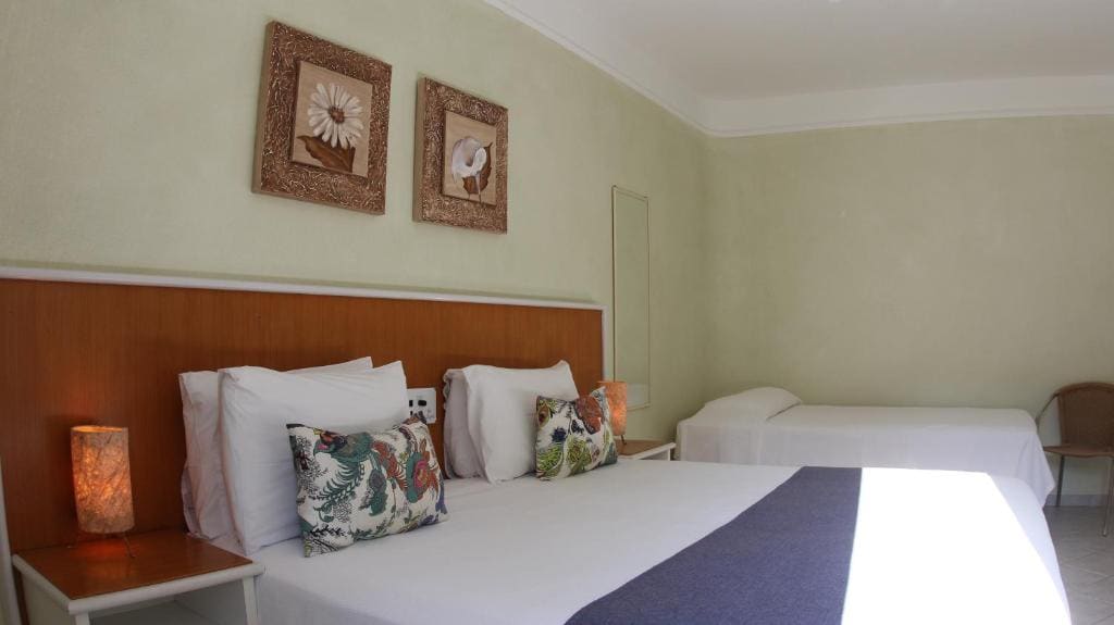 Deluxe Room room - Image 1