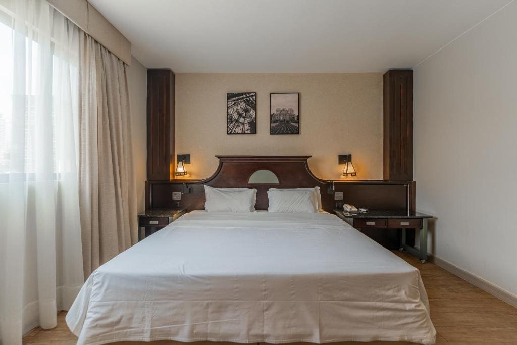 Deluxe Double Room room - Image 1