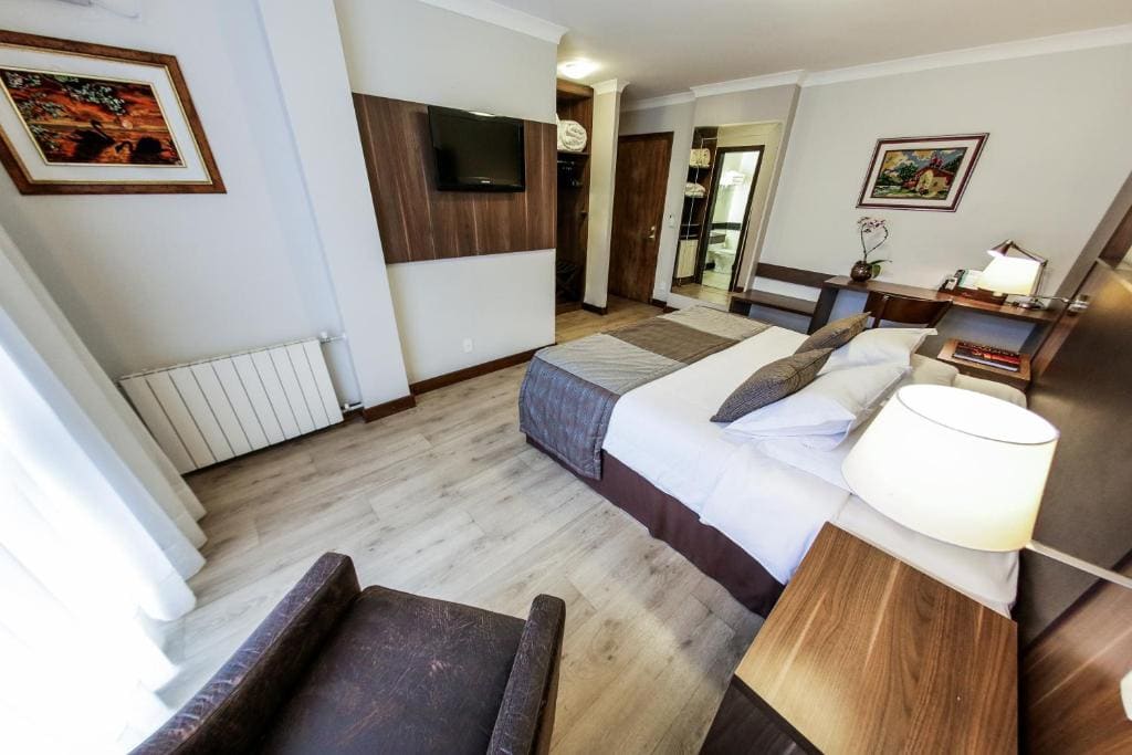 Superior Pinus room - Image 3
