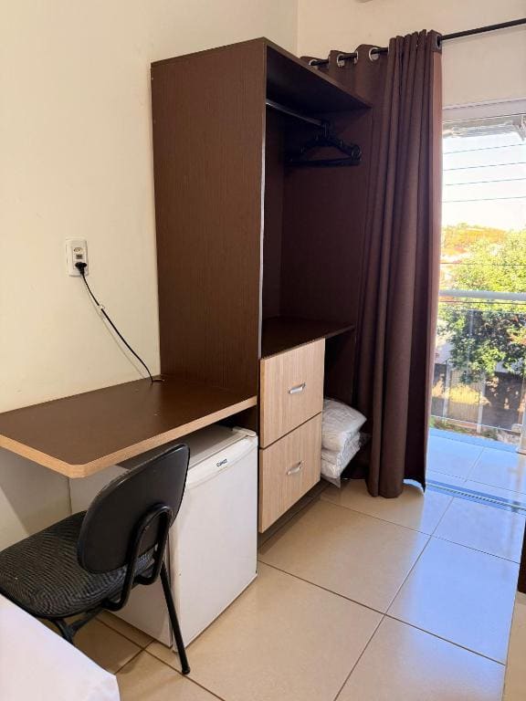 Standard Twin Room room - Image 2