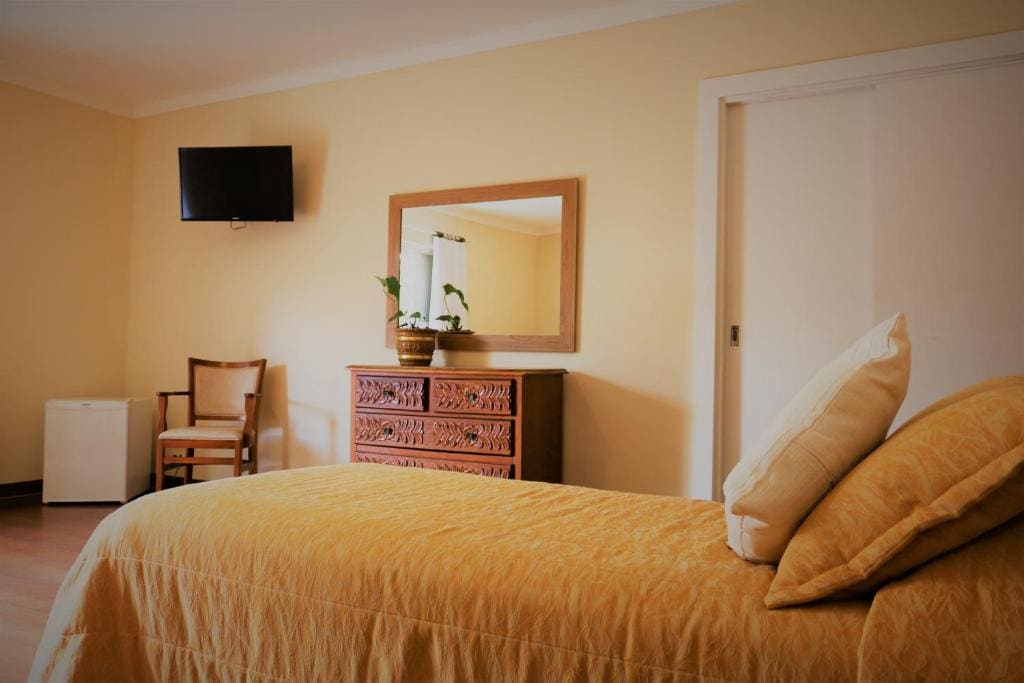 Standard Quadruple Room room - Image 1