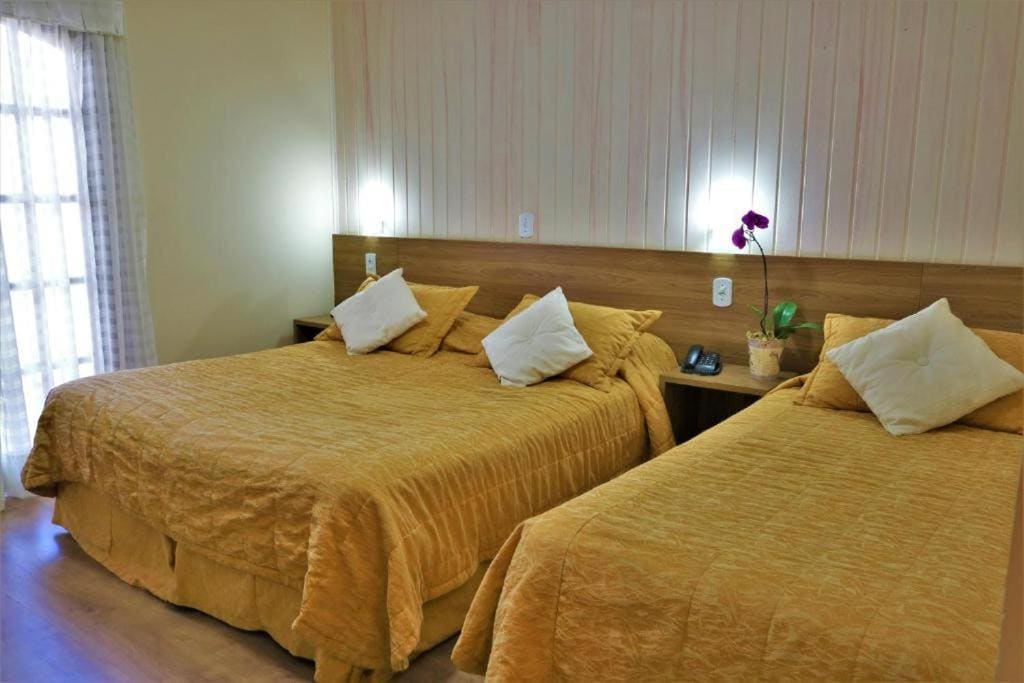 Triple Room with Balcony room - Image 1