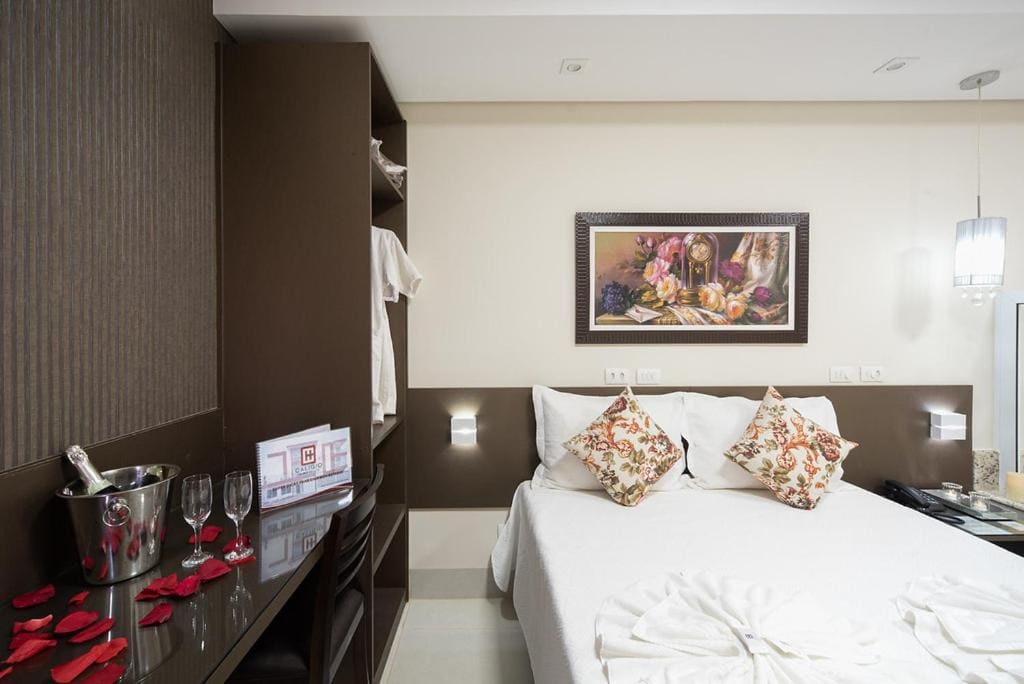 Suite room - Image 2