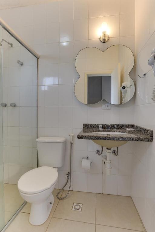 Deluxe Triple Room room - Image 1