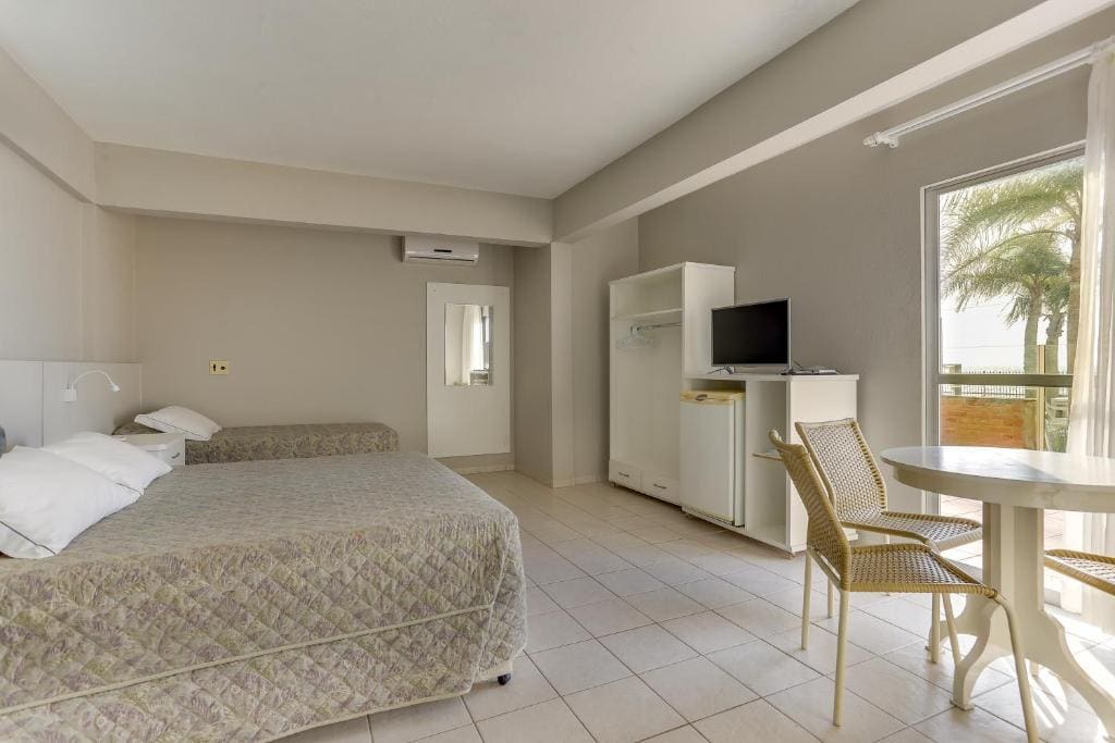 Quadruple Room with Sea View room - Image 3