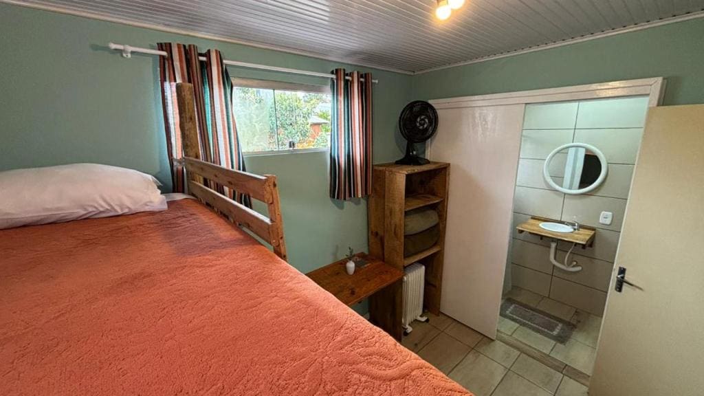 Double Room with Extra Bed room - Image 2