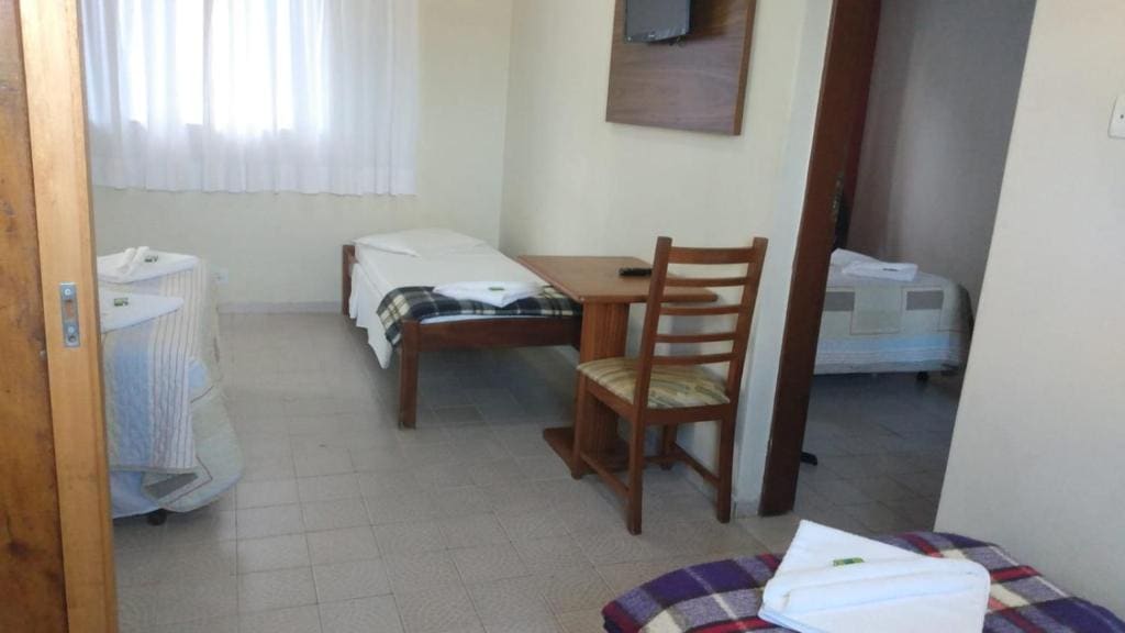 Standard Family Room room - Image 1