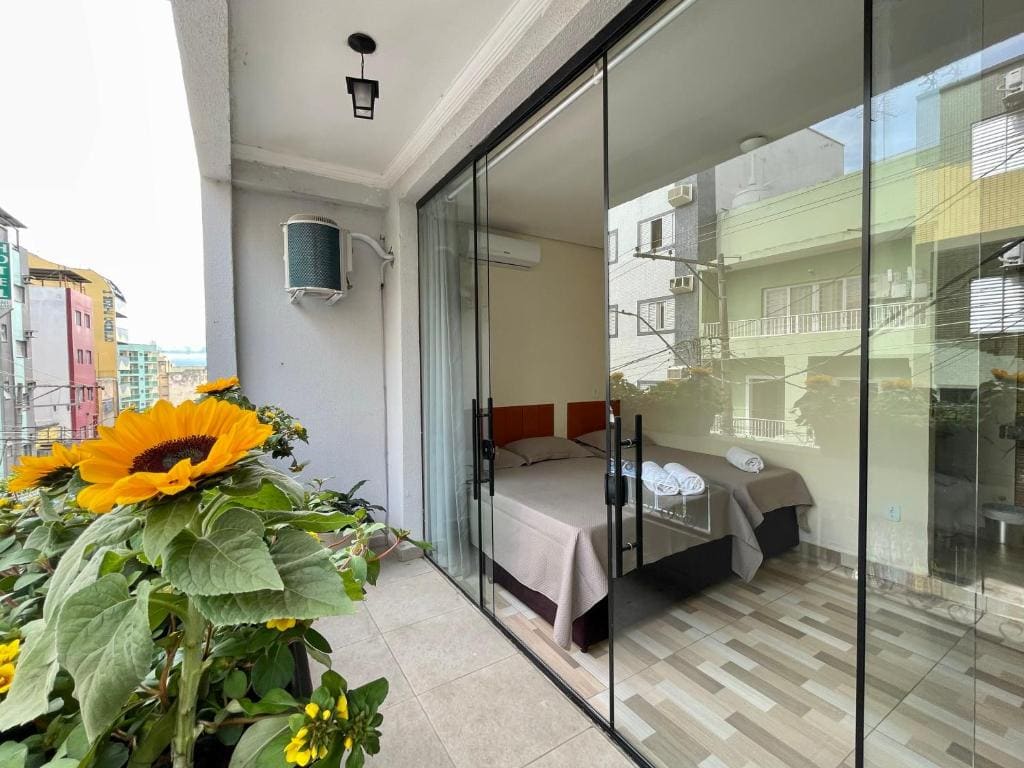 Triple Room with Balcony room - Image 3