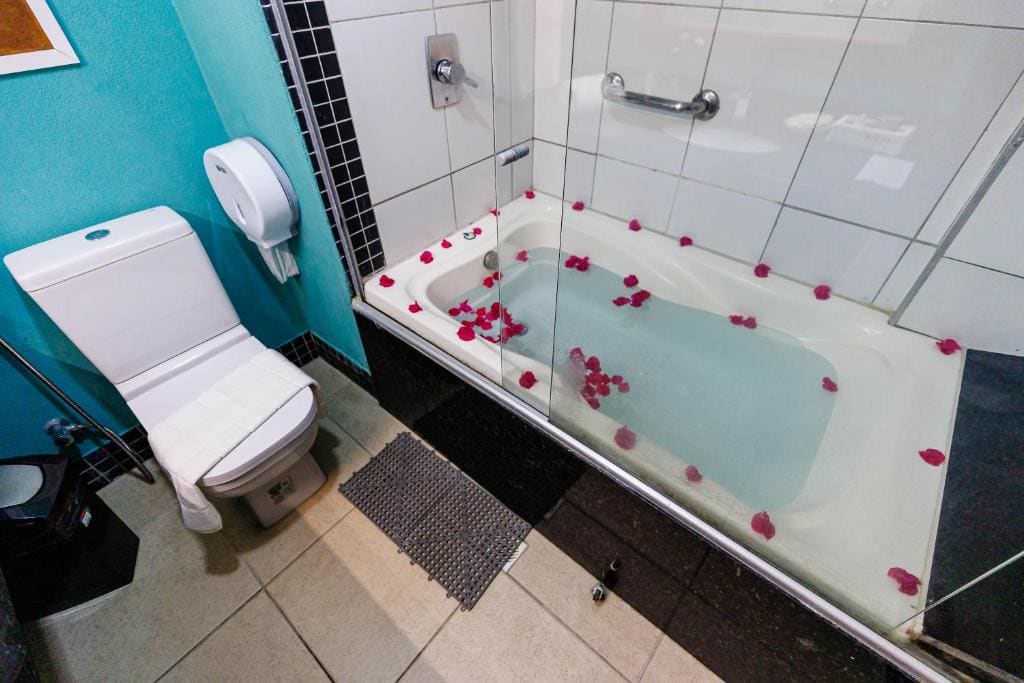 Suite with Sea View room - Image 2