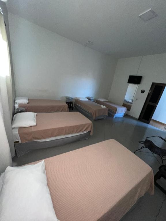 Family Room with Private Bathroom room - Image 1