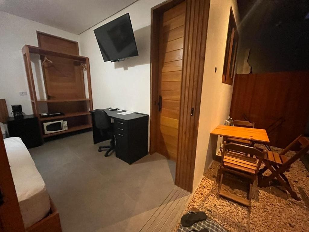 Superior Triple Room room - Image 2