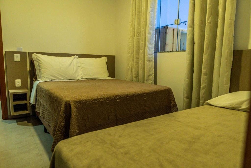 Superior Triple Room room - Image 1