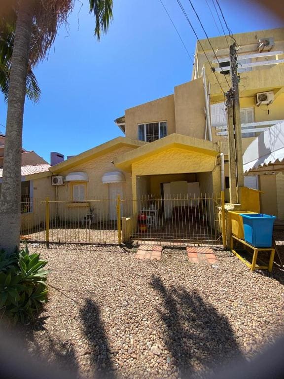 Holiday Home room - Image 1