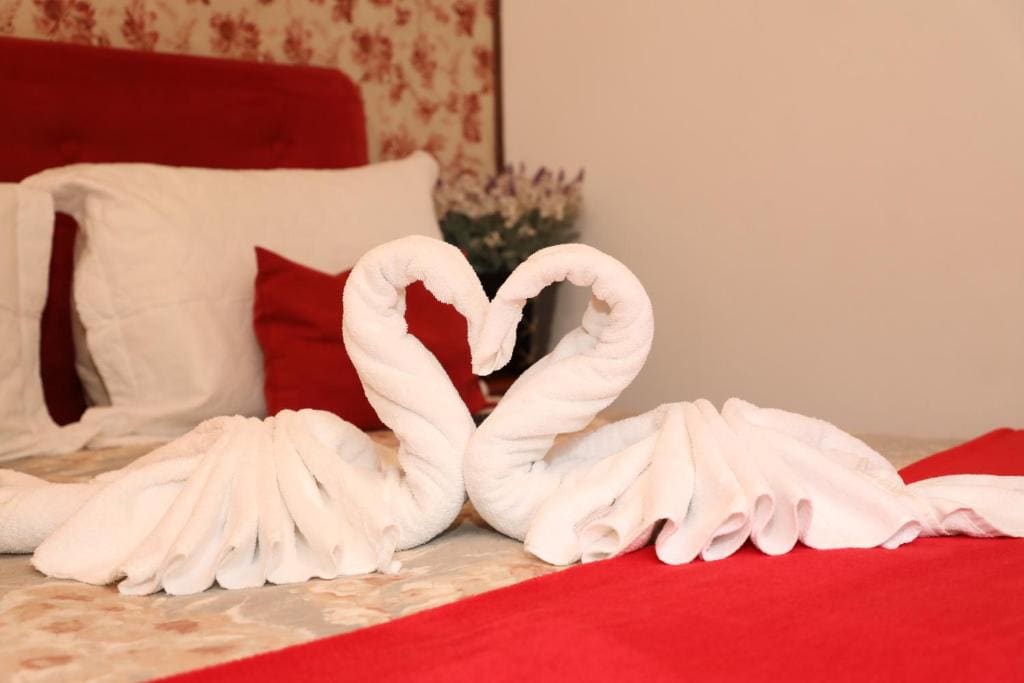 Double Room with Private Bathroom room - Image 1