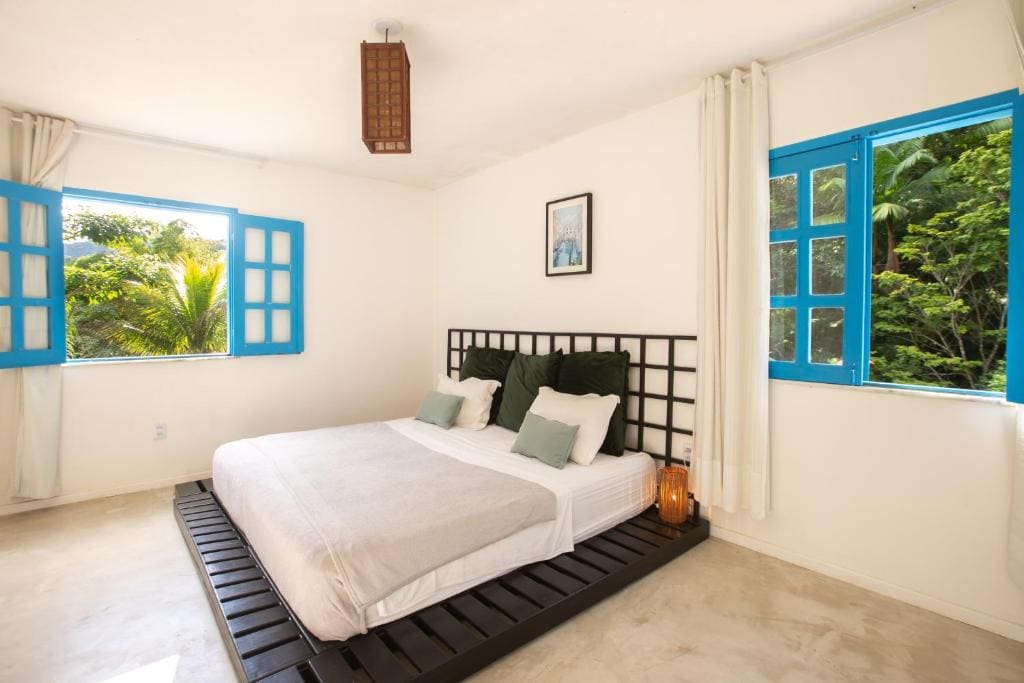 Deluxe Double Room with Bath room - Image 1