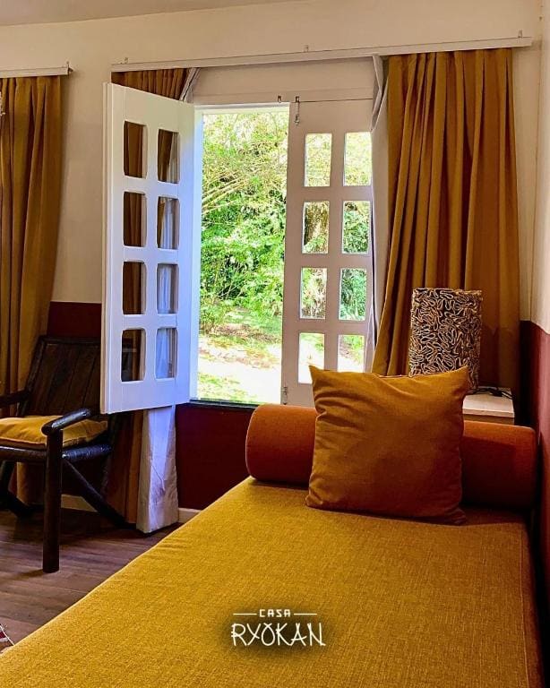 Deluxe Room room - Image 3
