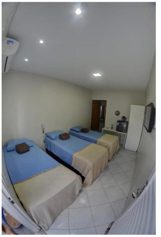 Standard Triple Room room - Image 3