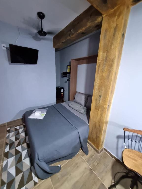 Deluxe Double Room with Side Sea View room - Image 2