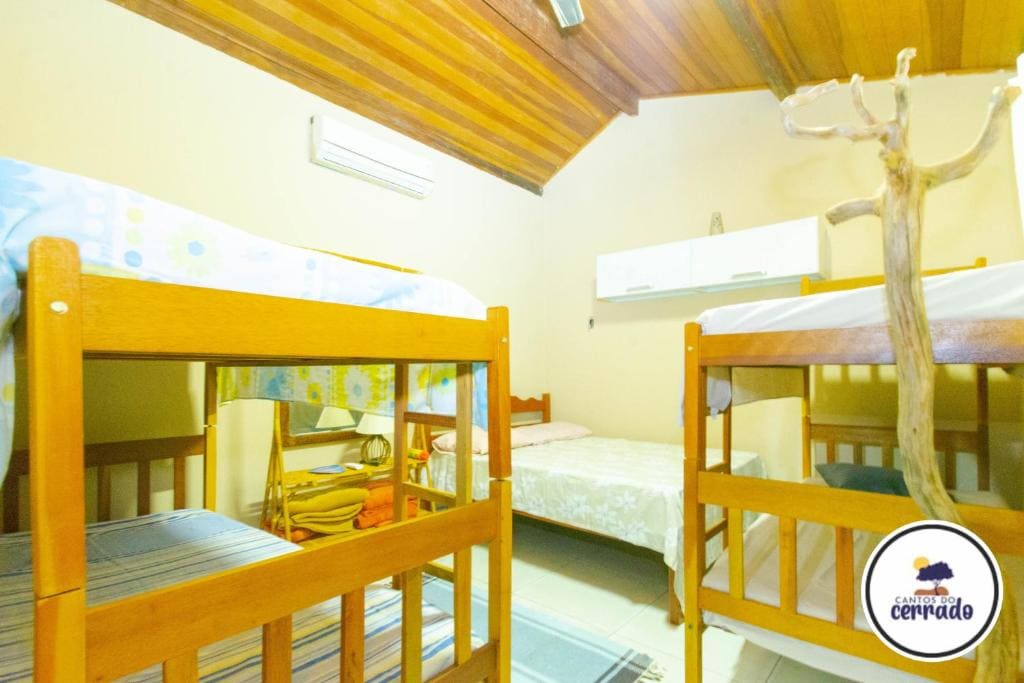 Standard Family Room room - Image 3