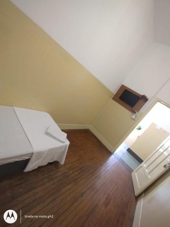 Double Room with Shared Toilet room - Image 1