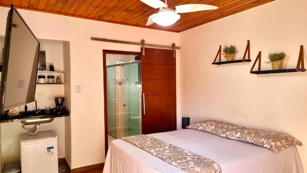 Double Room with Private Bathroom room - Image 1