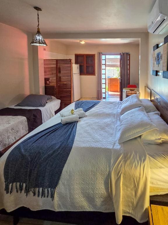 Deluxe Double or Twin Room with Pool View room - Image 2