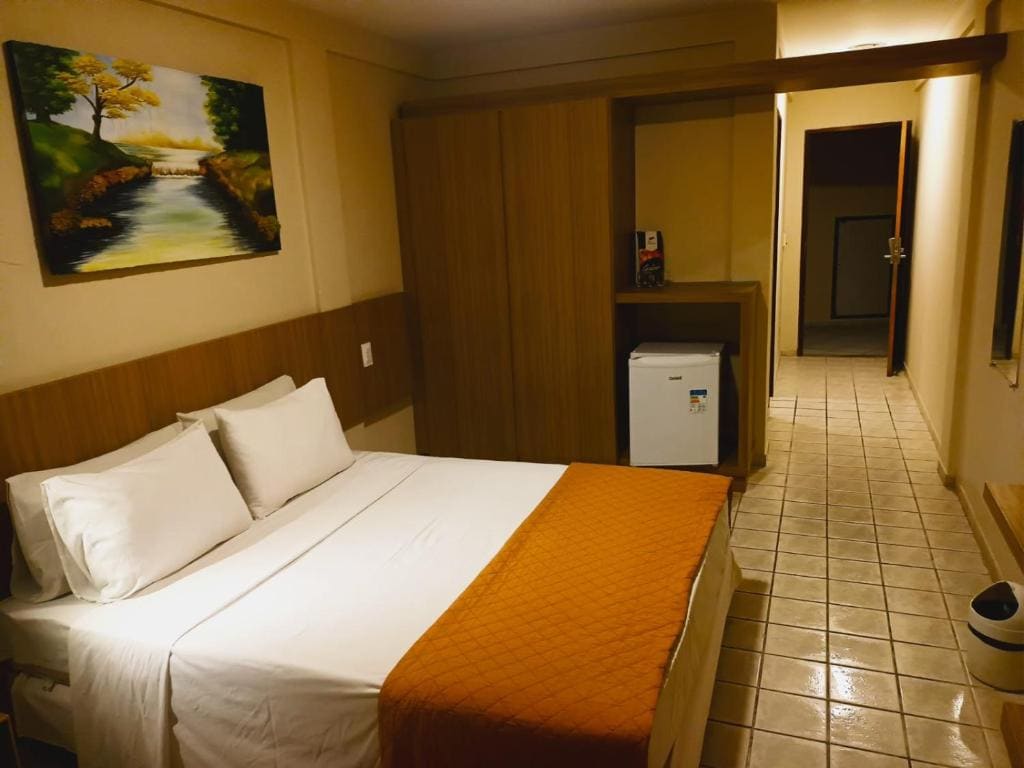 Standard Double or Twin Room room - Image 2