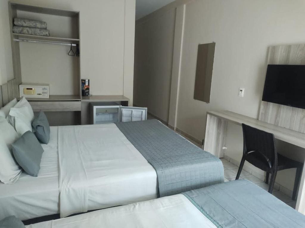 Standard Double or Twin Room room - Image 1