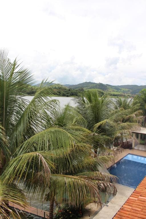 Triple Room with Lake View room - Image 1