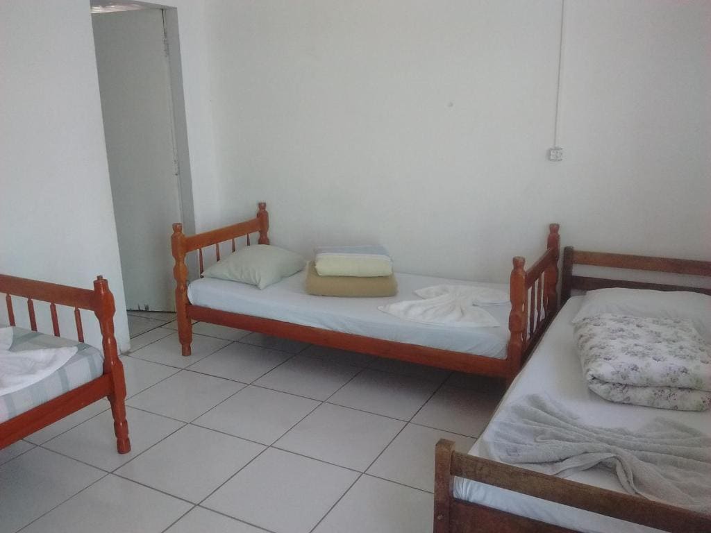 Basic Triple Room room - Image 3
